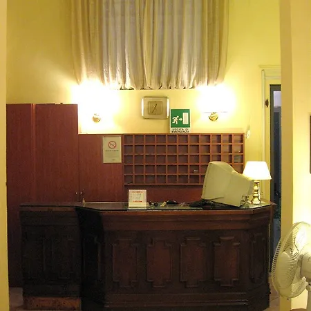 Bijou Hotel 3*