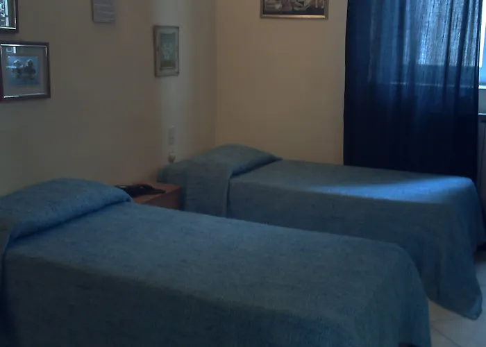 Bijou Roof Terrace 3*